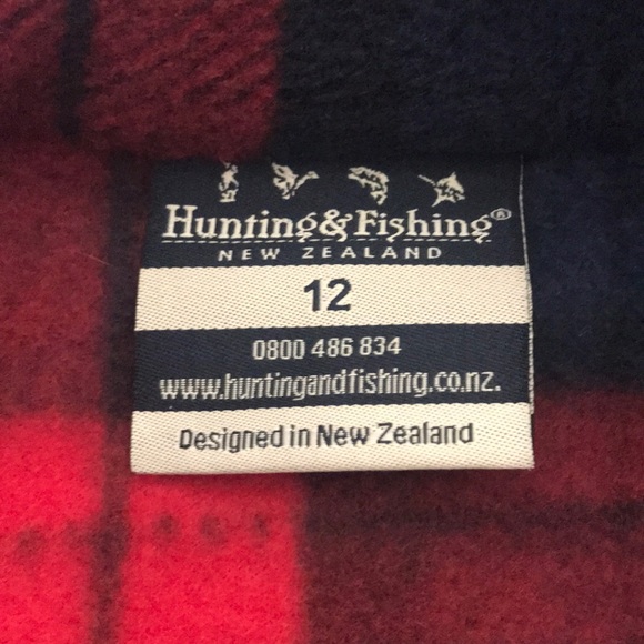 Original New Zealand Hunting and Fishing Pullover - Picture 3 of 4